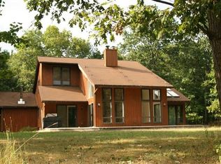 91 Deerhaven Ln, Saugerties, NY 12477