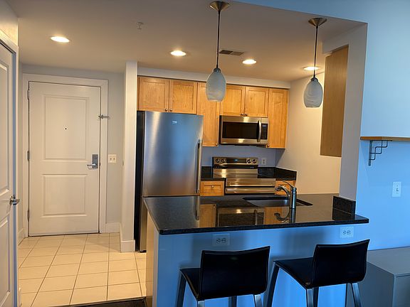 2nd image of 2001 15th St N APT 803