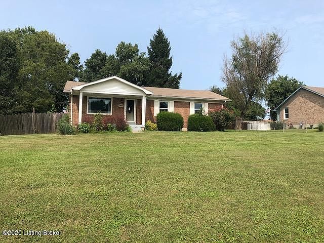 1st image of 360 Circle Dr