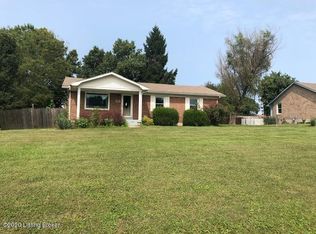 360 Circle Dr, Shepherdsville, KY 40165
