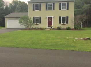 5 Bernard Pl, Glenmont, NY 12077