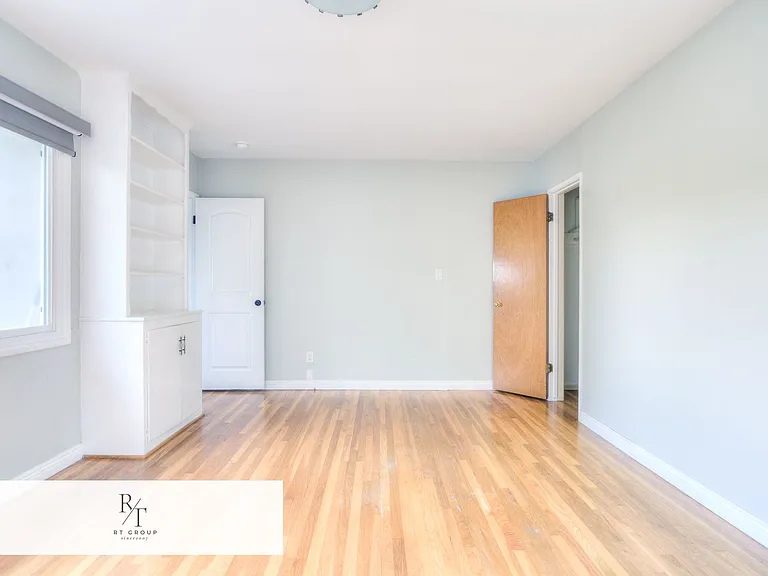 1112 Riedel Ave — Photo 17