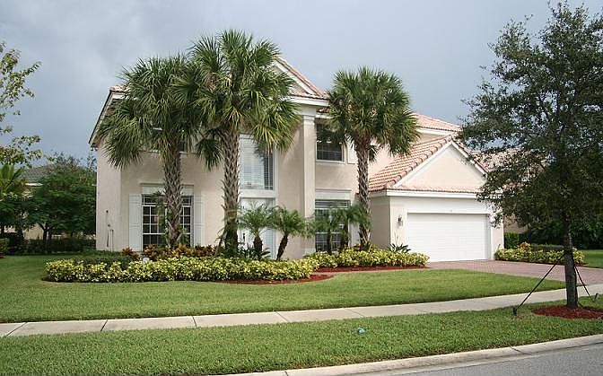 2nd image of 533 Rookery Pl