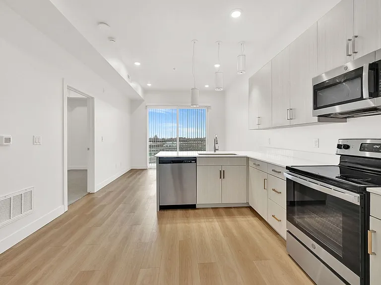 Wasatch View Apartments — Photo 42