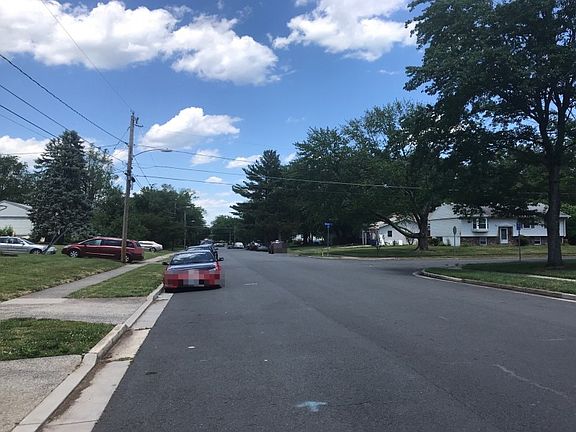 4th image of 707 Alabama Dr