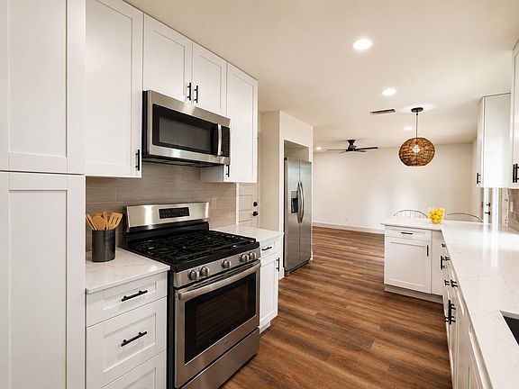 2nd image of 3909 Ambassador Way