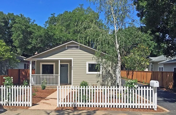 280 Los Altos Ave