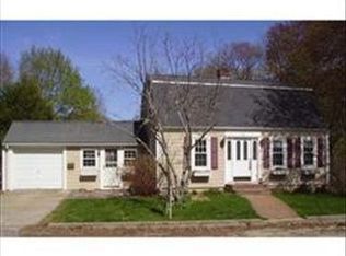 12 Potter Ave, Plainville, MA 02762