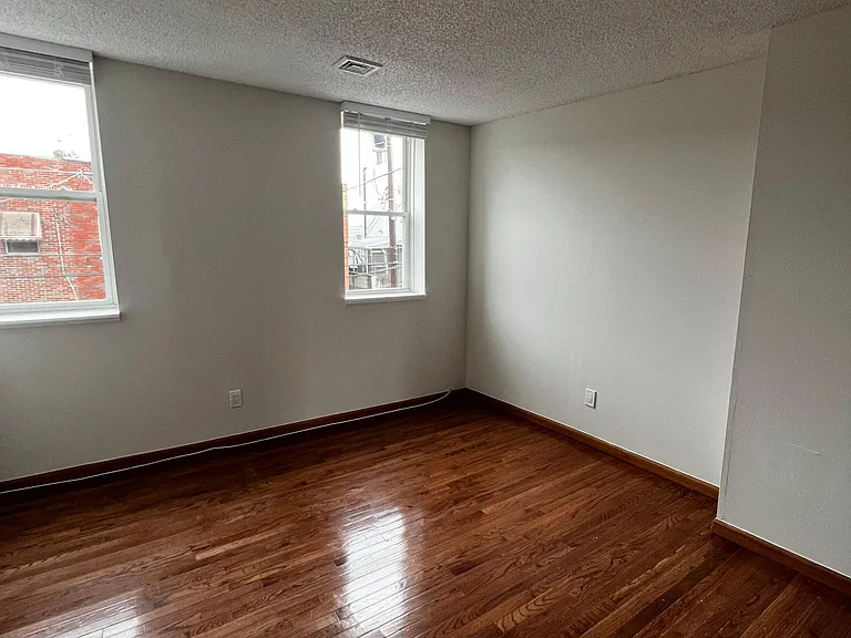 2311 S 15th St #2 — Photo 16