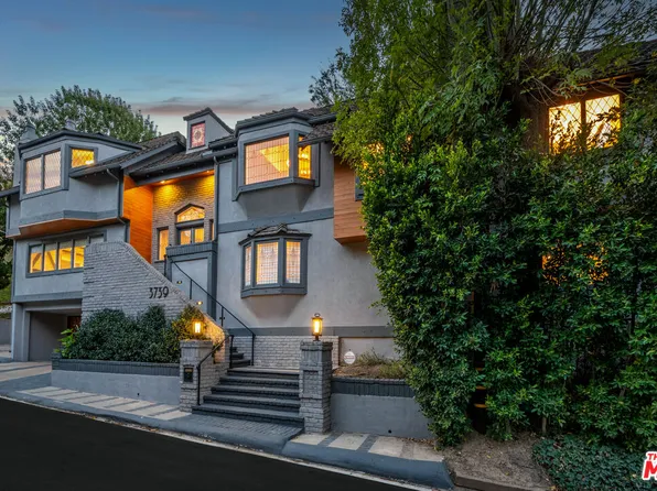 3739 Ventura Canyon Ave, Sherman Oaks, CA 91423