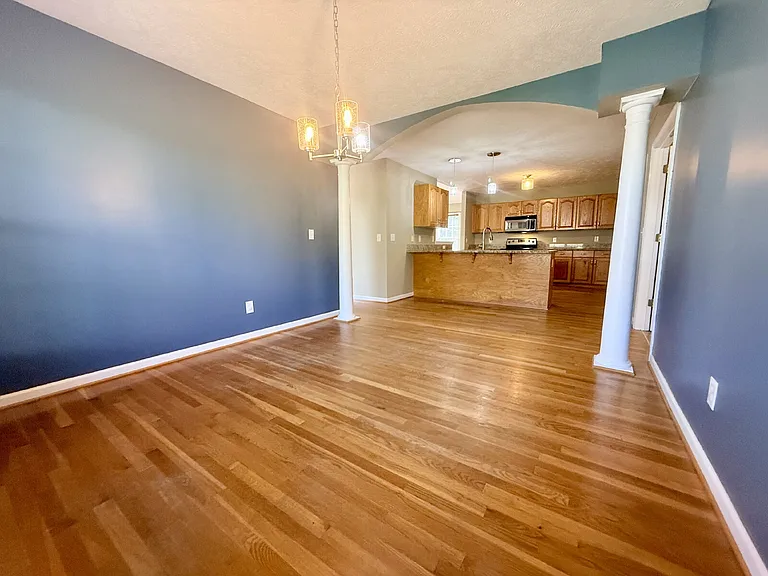 42 Mayflower Ct — Photo 8