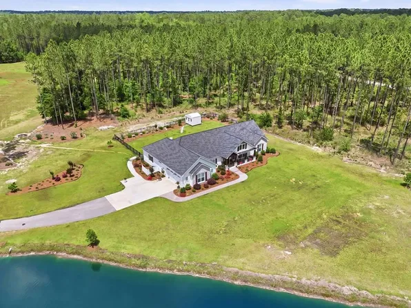 7904 Morven Rd, Hahira, GA 31632