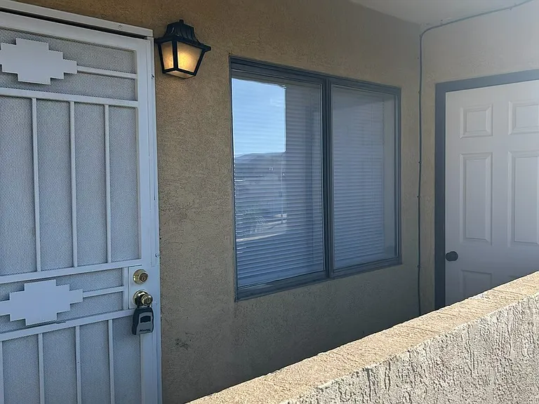905 Nakomis Dr NE #3 — Photo 3