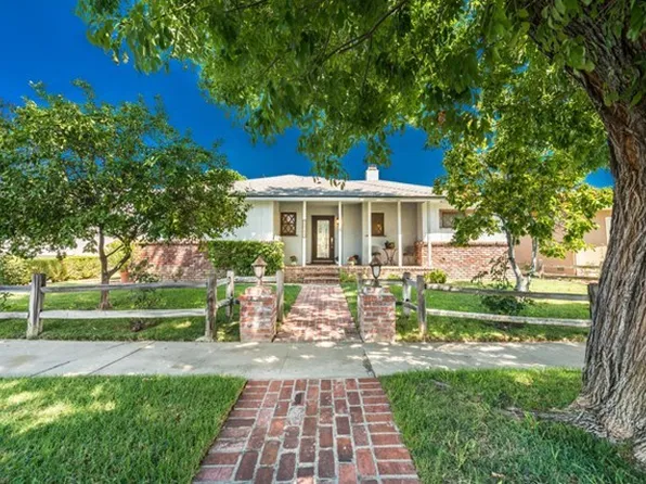 7518 Jumilla Ave, Winnetka, CA 91306