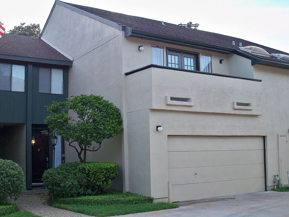 1st image of 1116 Bering Dr APT 32