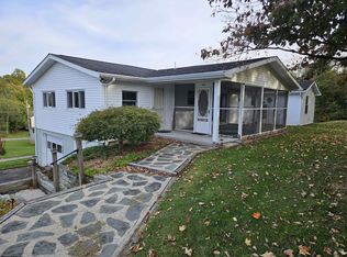 100 Joy St, Kingwood, WV