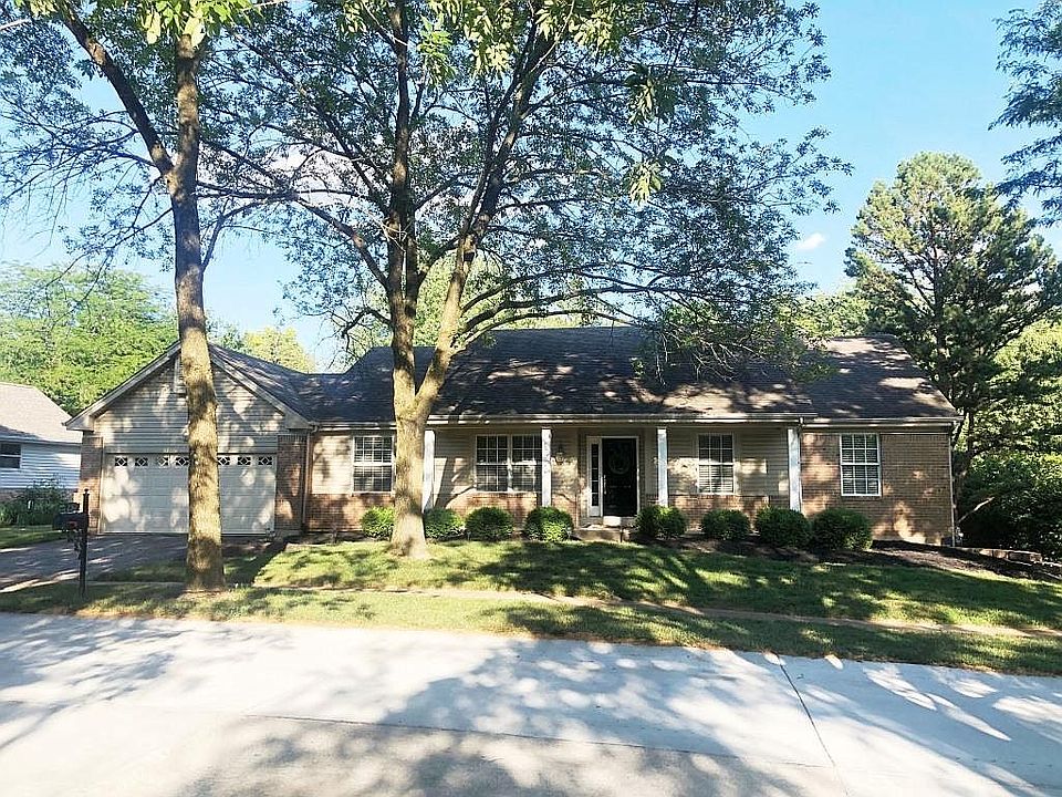 1st image of 2362 Fairwood Forest Ct