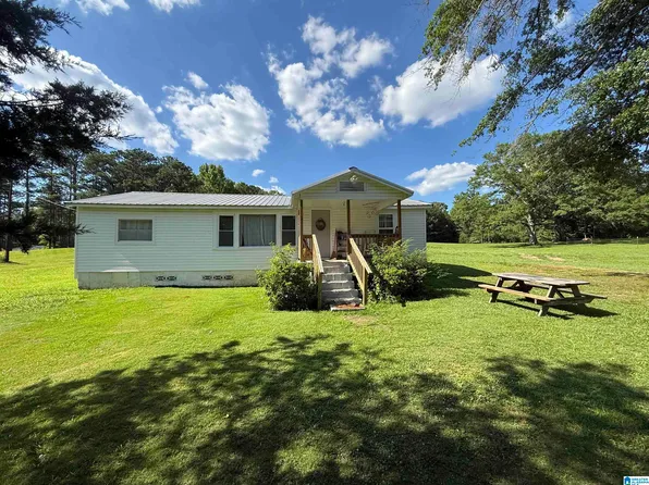 686 Tanyard Hill Rd, Sylacauga, AL 35151