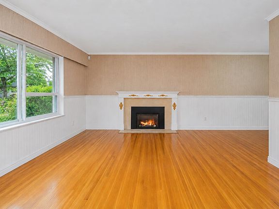 4th image of 9360 Piermond Rd