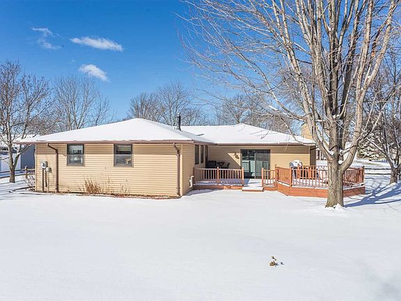 4th image of 2357 Yellowstone Dr