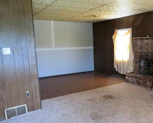 4th image of 23626 212th St