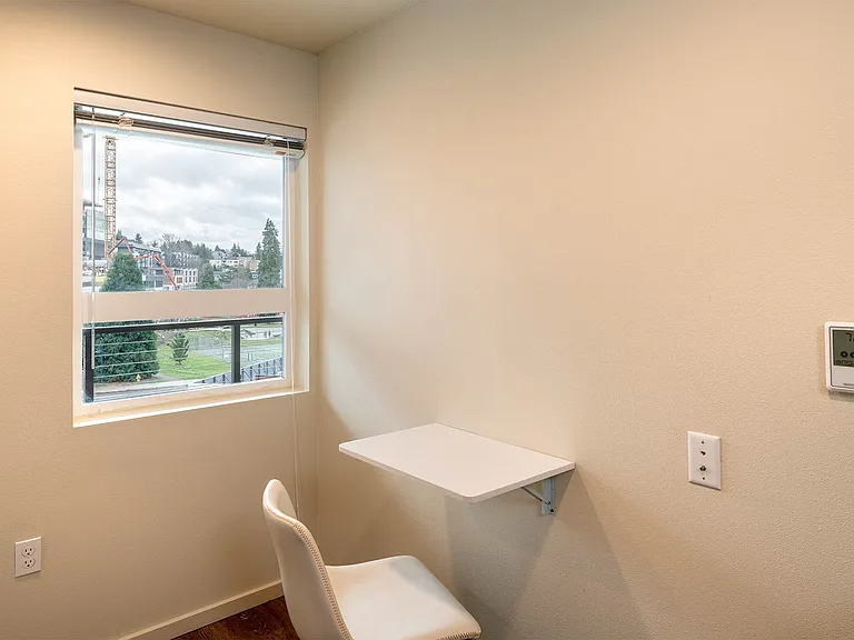Plaza Apartments — Photo 74