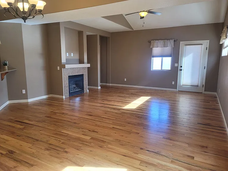 4017 Gunsmoke Rd — Photo 2