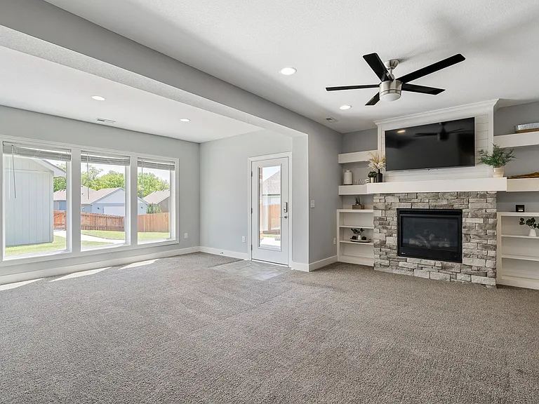 8435 Ottawa St — Photo 31