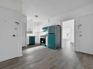 33 E 42nd St FLOOR 3, Bayonne, NJ 07002