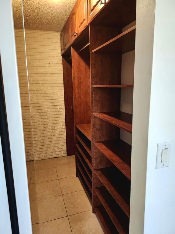 1283 SW 46th Avenue, photo 9