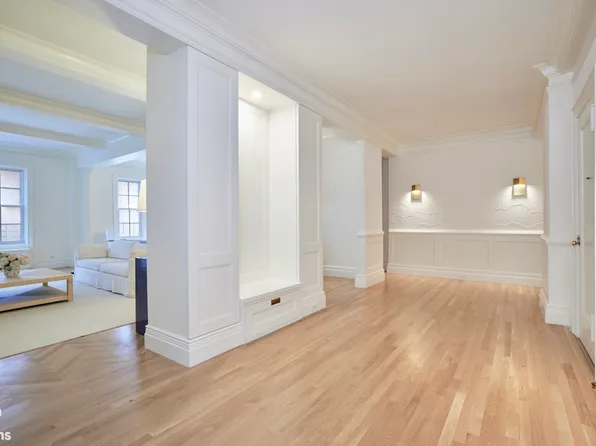 125 East 72nd Street 5AF image 3 of 14