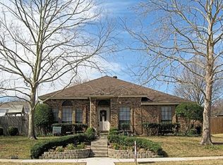 2084 Vista Dr, Lewisville, TX 75067