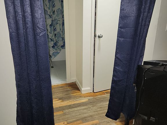 5th image of 1335 College Ave APT 4B