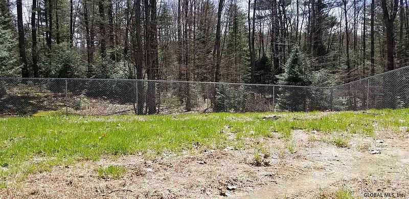 5th image of 139 PINE TREE Way