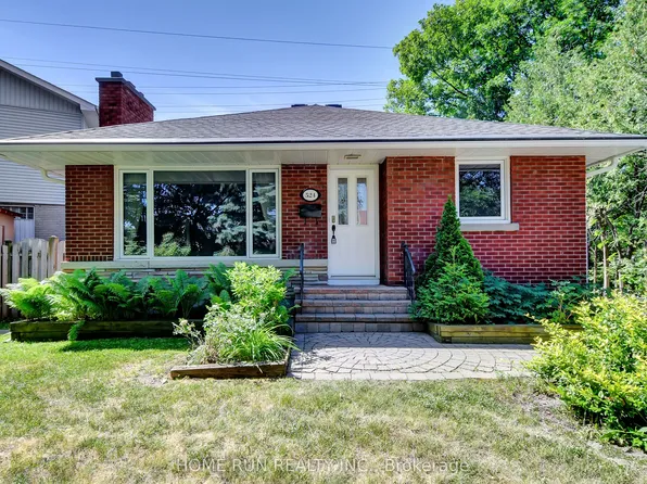 524 Braydon Ave, Ottawa, ON K1G 0W8