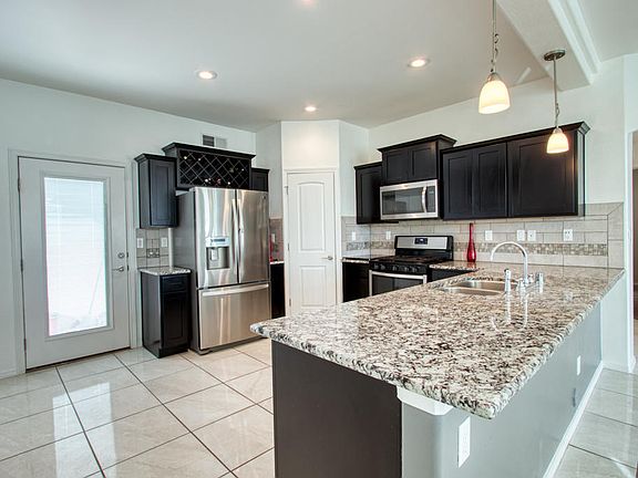3rd image of 365 Montoya Vista Ct