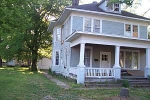 2nd image of 607 S Church St