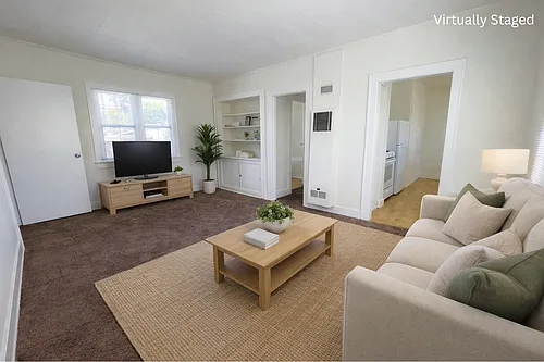 803 Lindaraxa Park N #B Photo 1