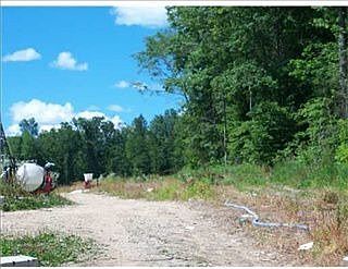 3rd image of 321 Bruyn Ave
