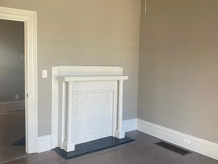 661 Gillette Ave SW — Photo 14