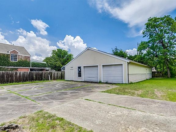5th image of 8350 Howard Dr