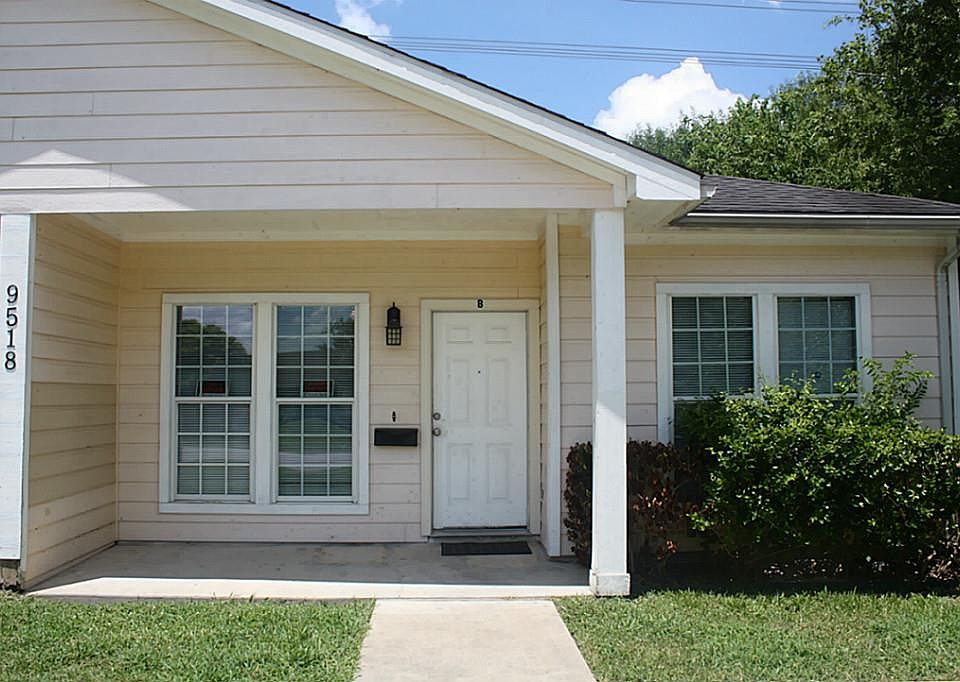 1st image of 9518 Ashville Dr