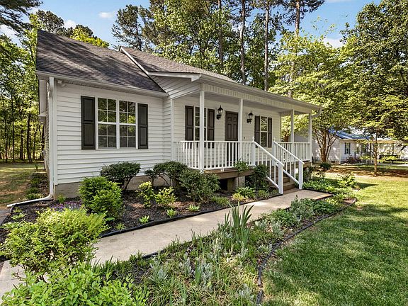 2nd image of 137 Bridges Ln