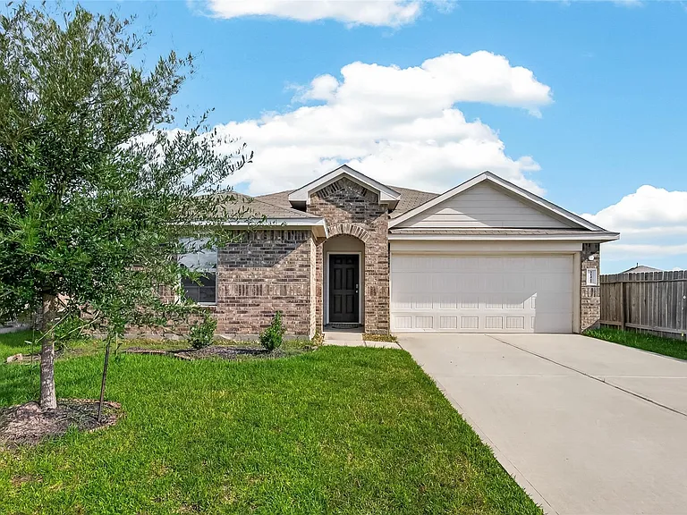 21422 Chester Cliff Ln — Photo 3