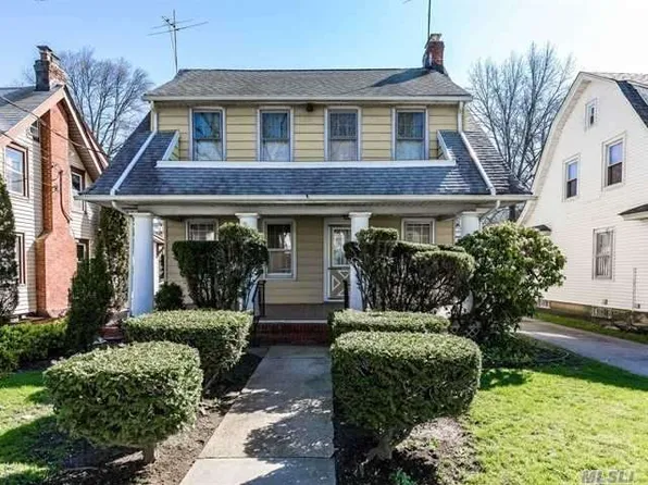 9323 219th St, Queens Village, NY 11428