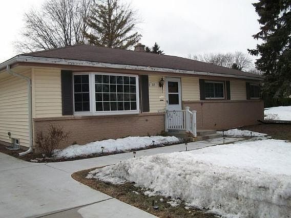 1st image of 337 Parkway Ct