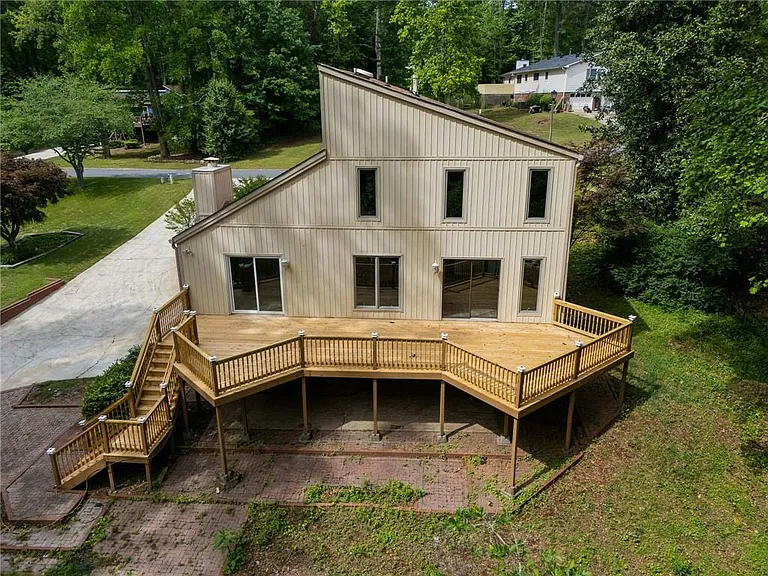 4079 Dunnington Dr — Photo 55