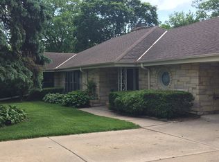 432 S 89th St, Omaha, NE 68114