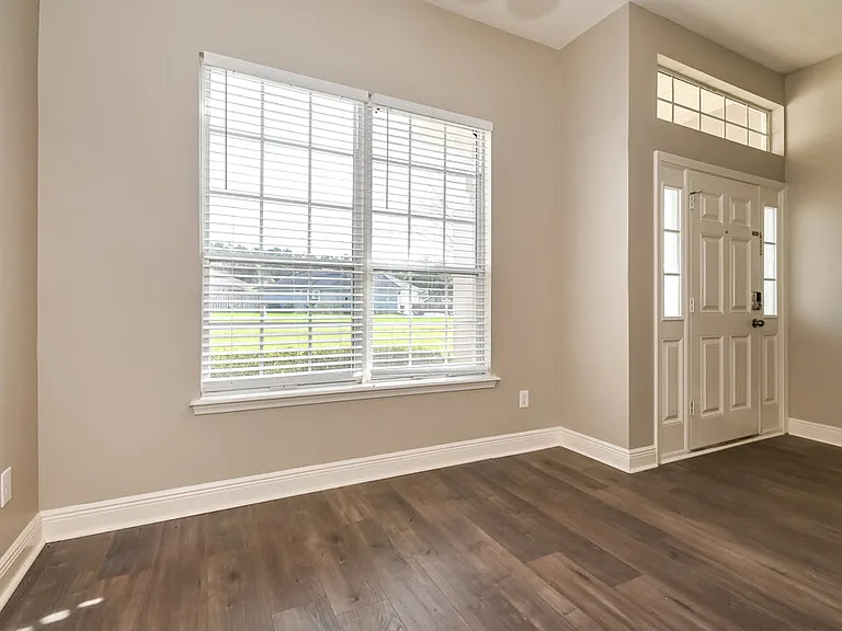 1572 Timber Trace Dr — Photo 4