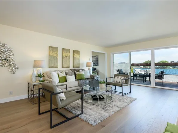 933 Lido Ln, Foster City, CA 94404
